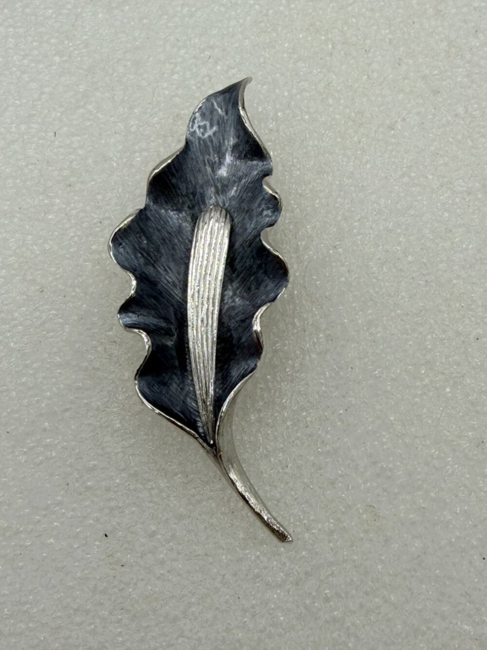 Vintage Kramer Leaf Shaped Brooch Pin